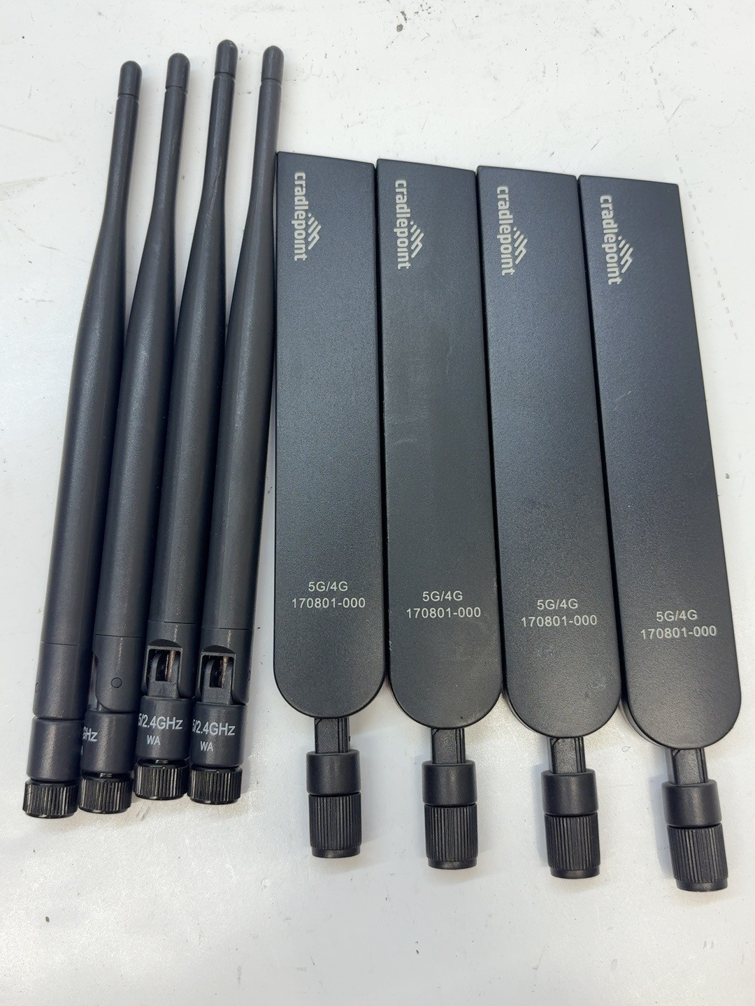Cradlepoint E3000-5GB 5G Enterprise Router w/ 4x 5G/4G & 4x WiFi Antennas T8E11