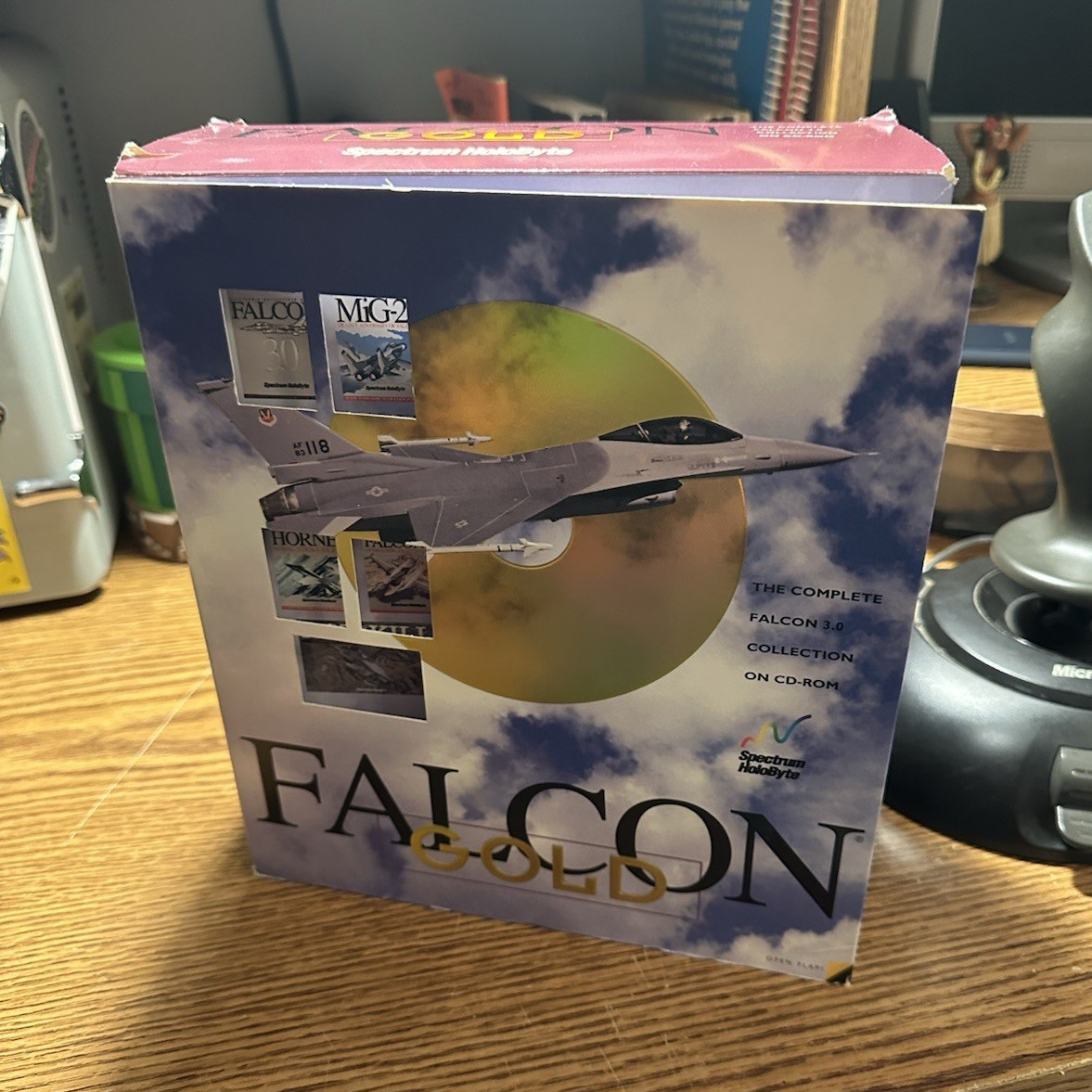 Spectrum HoloByte Falcon Gold Flight Simulator PC CD-ROM Complete Big Box