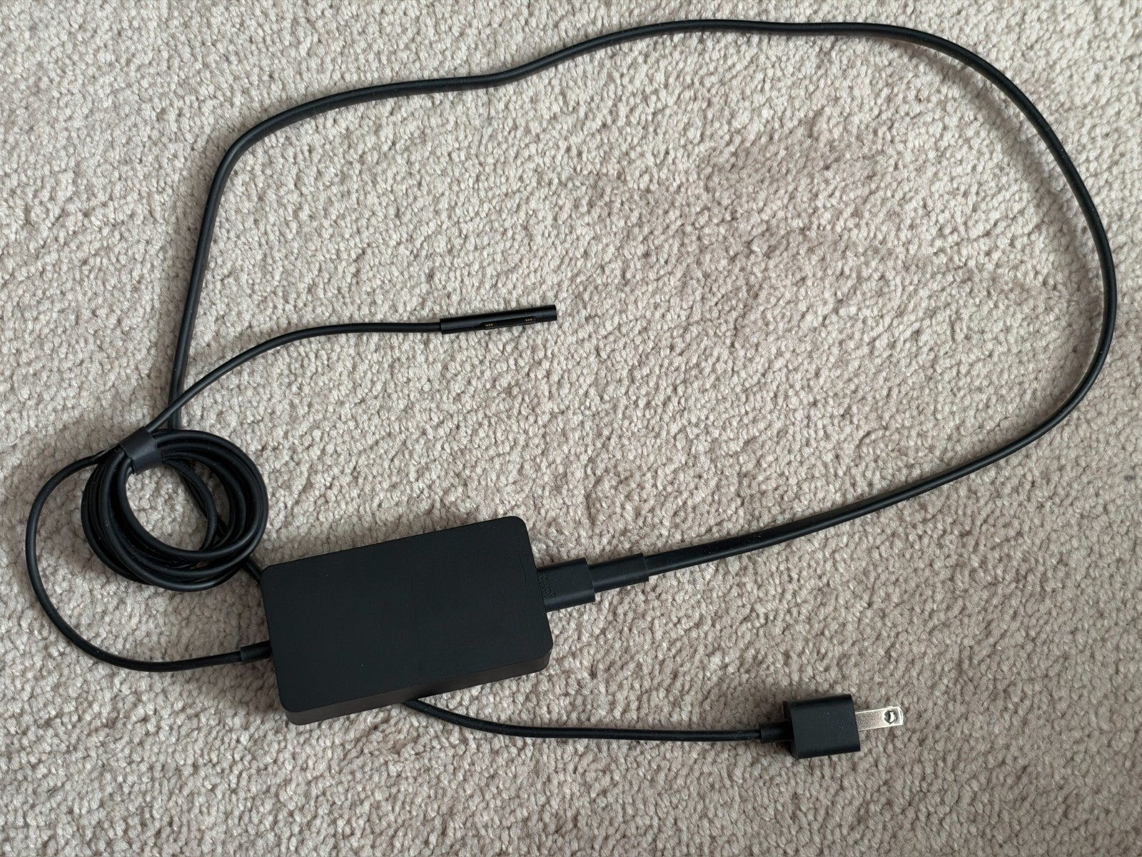 Genuine OEM Microsoft Surface Pro Charger 39W Model 1963 A/C Power Adapter