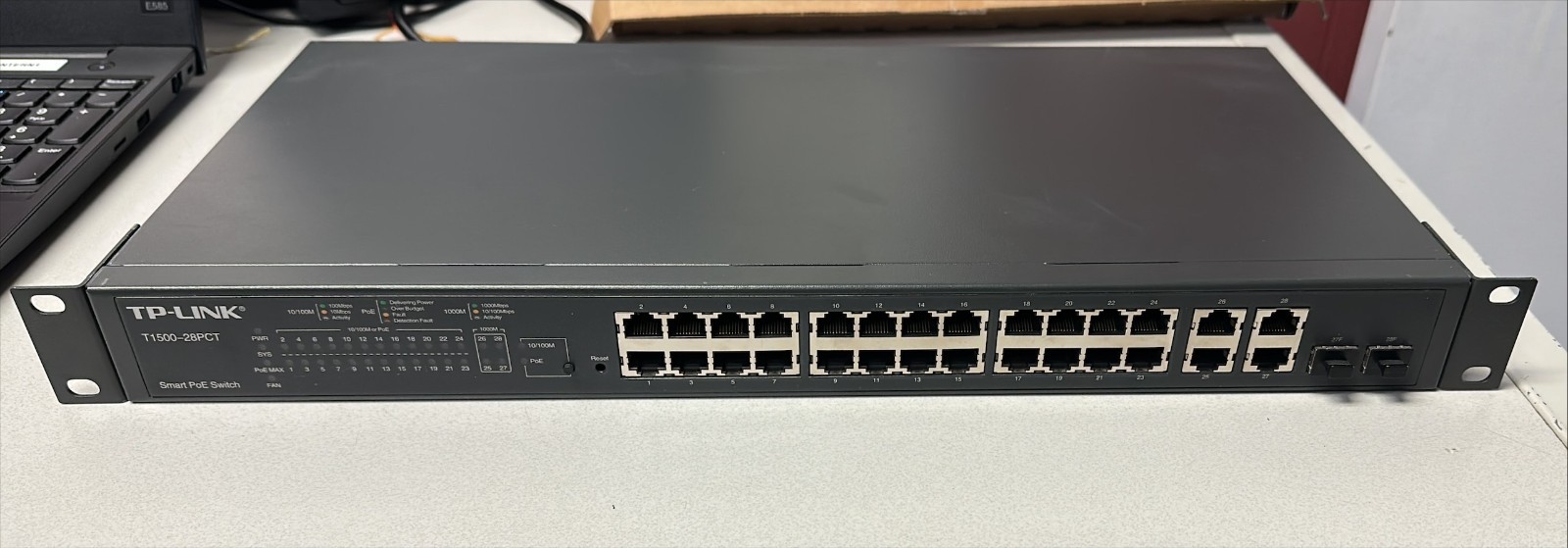 TP-Link T1500-28PCT Smart PoE Switch