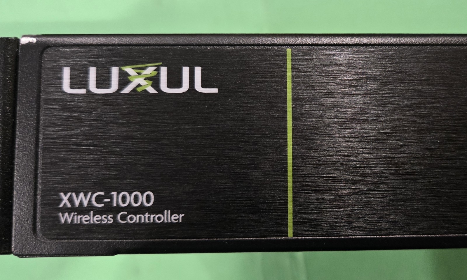 LUXUL XWC-1000 WIRELESS CONTROLLER