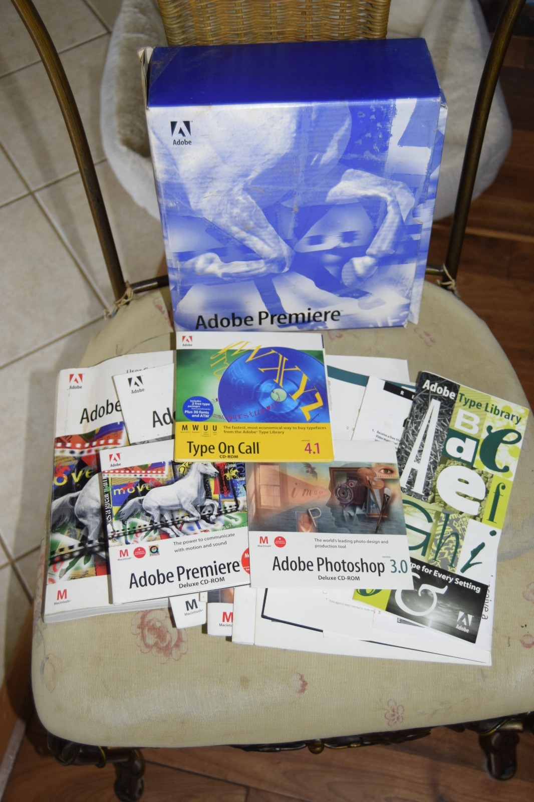 ADOBE PREMIERE 4.2 DELUXE CD-ROM FOR MAC-W/SERIAL # with Bonus Discs