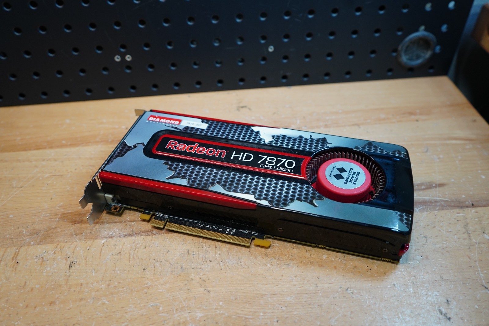 (K) Diamond AMD Radeon HD 7870 GHz Edition 2GB GDDR5 Graphics Card