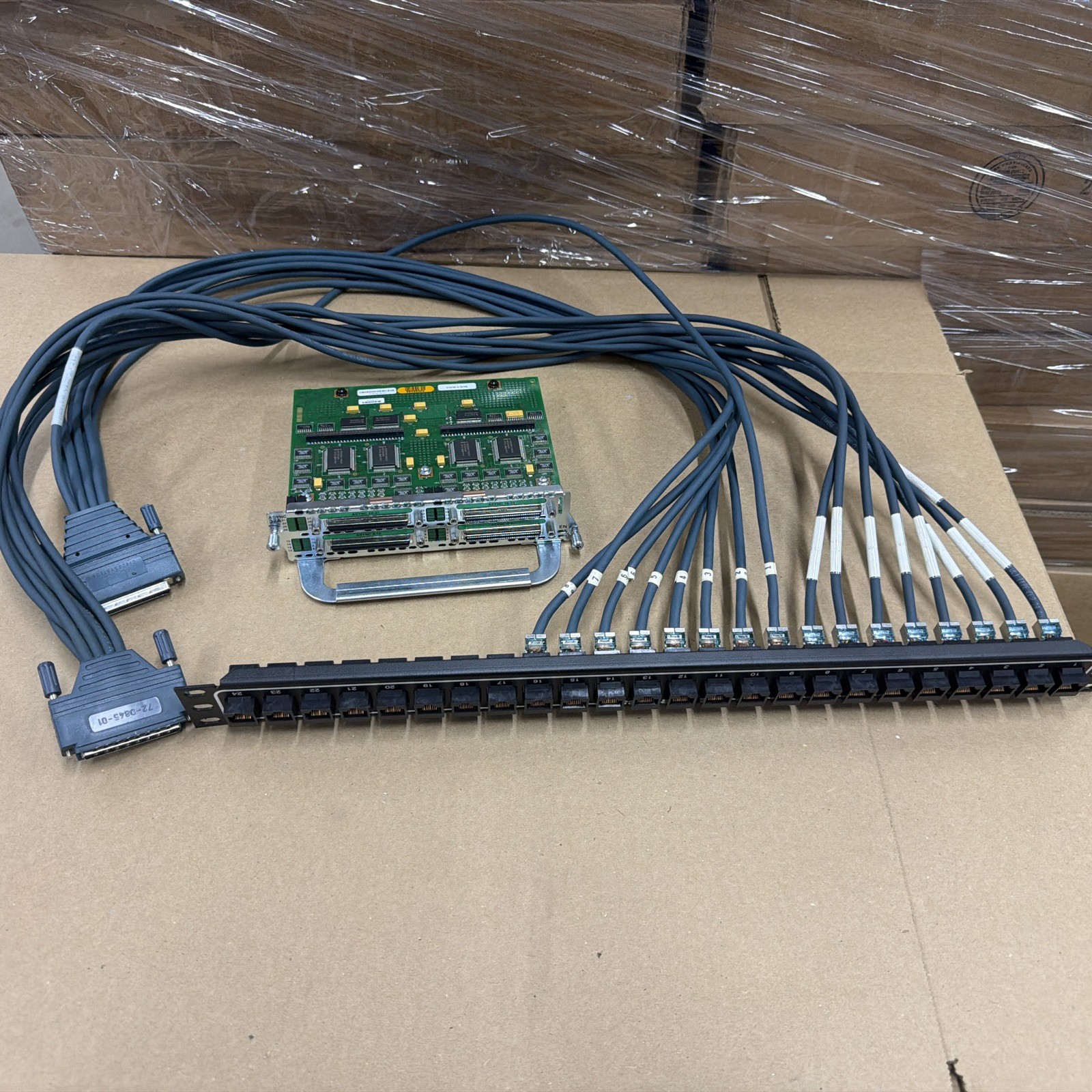 CISCO ASYNC-32A 32-Port Asynchronous Serial Network Module NM-32A w/ OCTAL CABLE