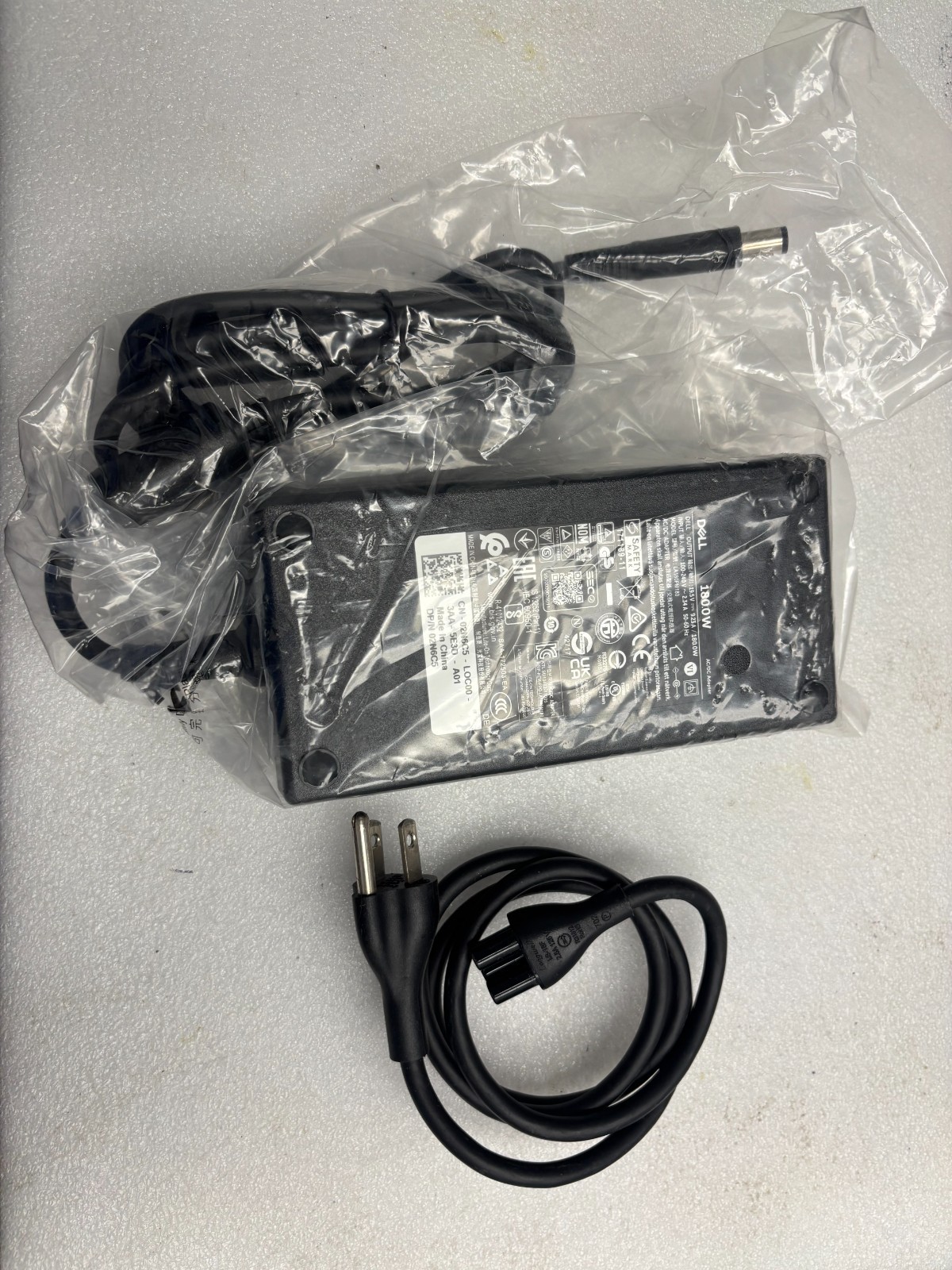 NEW DELL 180 W OEM Dell Precision 7.4mm 19.5V 9.23A Genuine Power Adapter