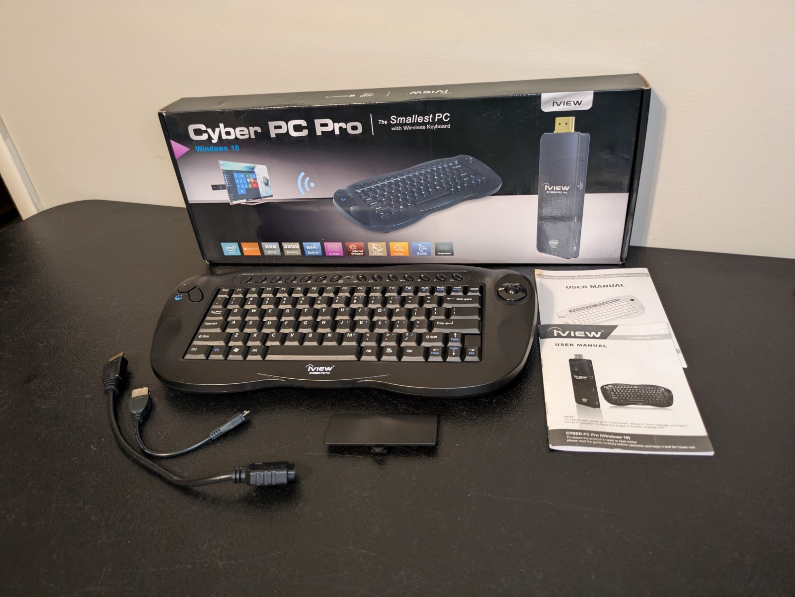 iView Cyber PC Pro Windows 10 Smallest PC  2.4G Wireless Keyboard Computer Media