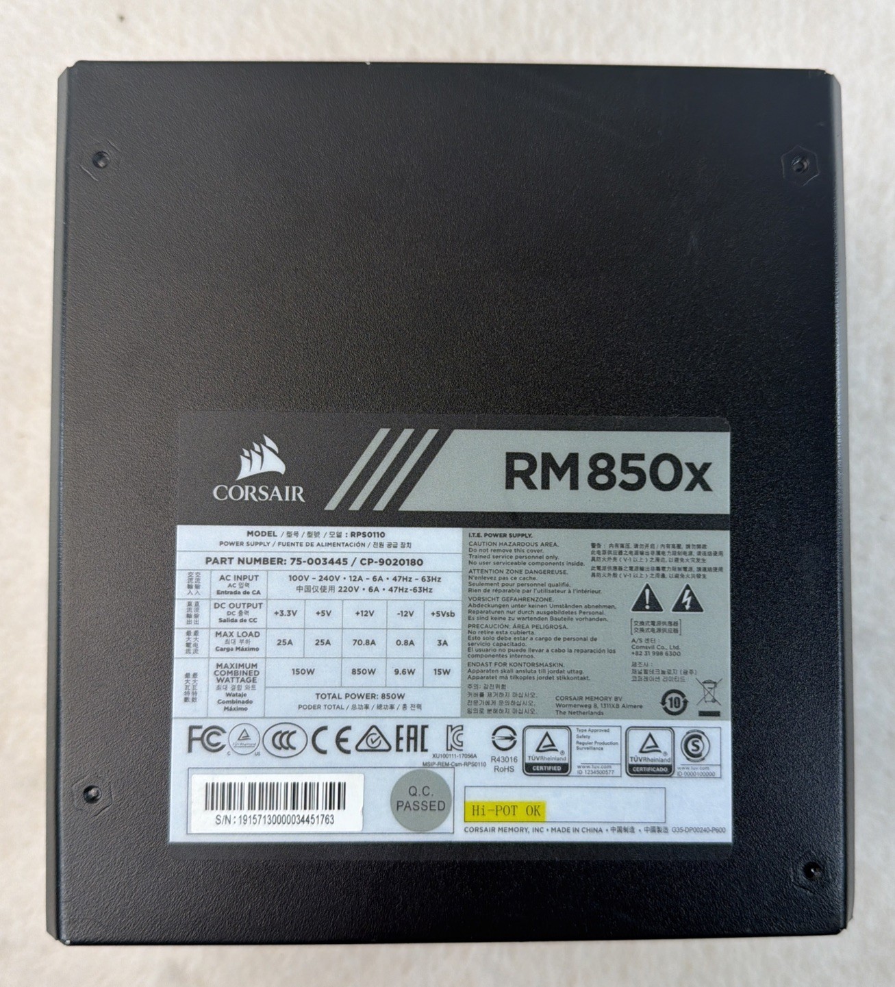 Corsair RM850x 850W 80+ Gold Fully Modular ATX PSU No Cables FOR PARTS.