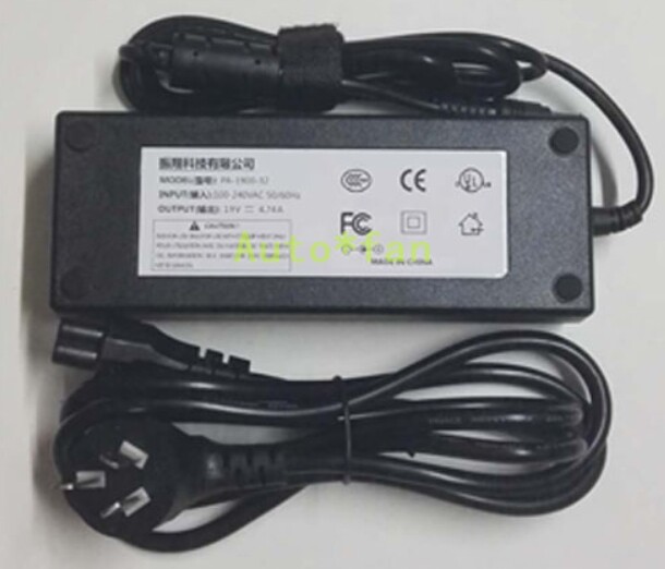 1pcs new  MicroMAXX universal power adapter Five pin plug [compatible]