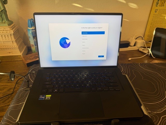 ASUS ROG Zephyrus 16" (1TB, Intel Core i9 11th Gen., 4.90 GHz, 16GB) Gaming...