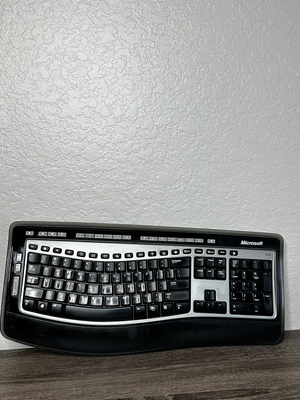 Microsoft 6000 V3 Wireless Laser Keyboard Desk Ergonomic Only Untested