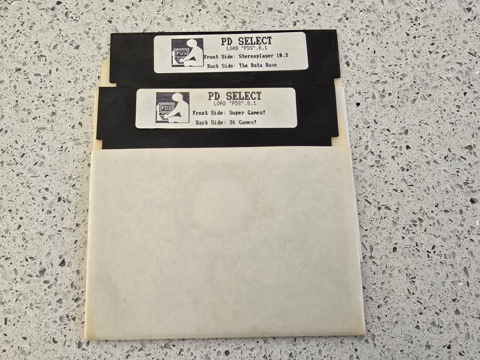PD SELECT GAMEs COMMODORE 64 5.25" 36 Games + Stereoplayer | 2 Disks