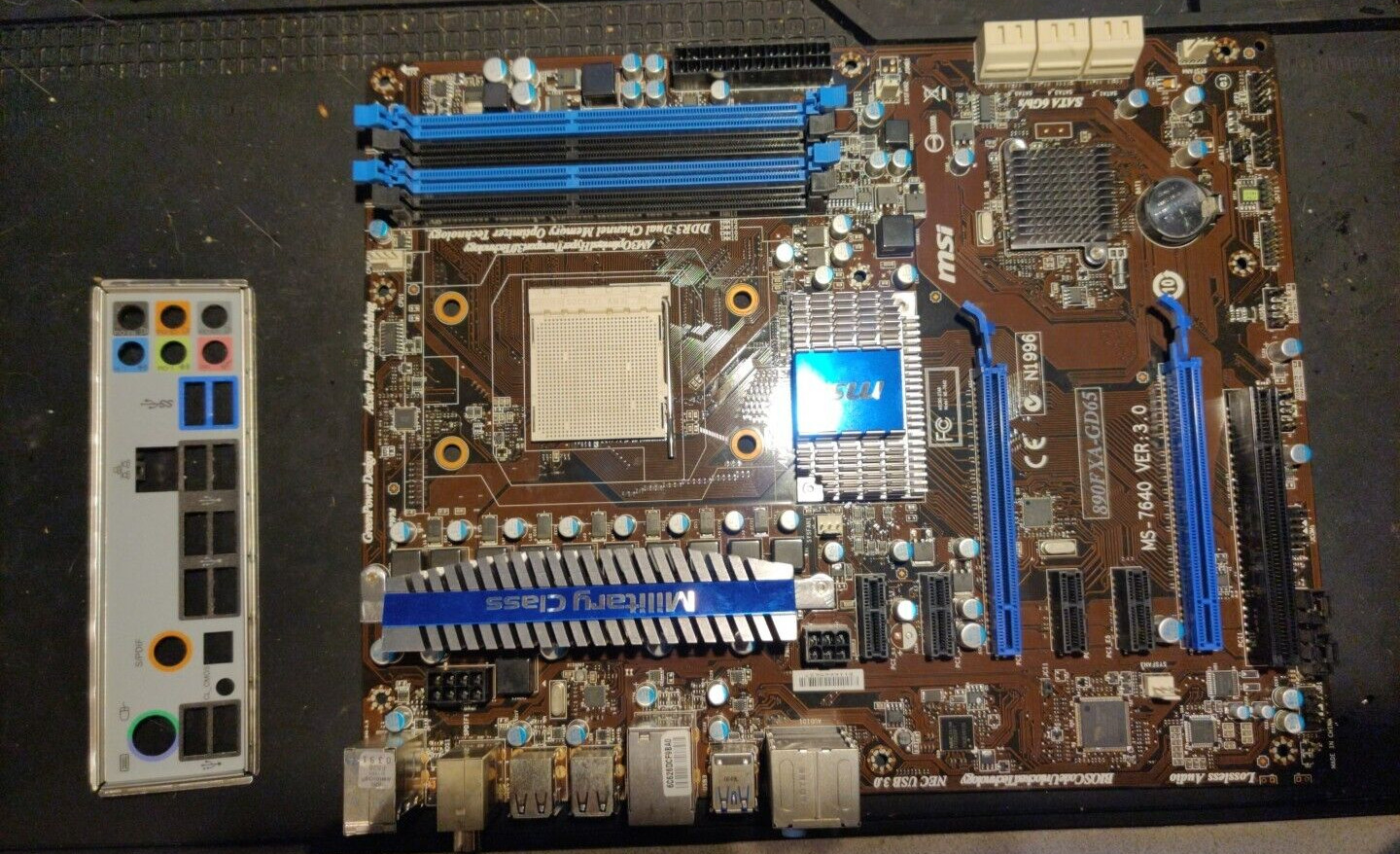 MSI 890FXA-GD65 MS-7640 Socket AM3 AMD 890FX SATA 6Gb/s USB 3.0 ATX Motherboard