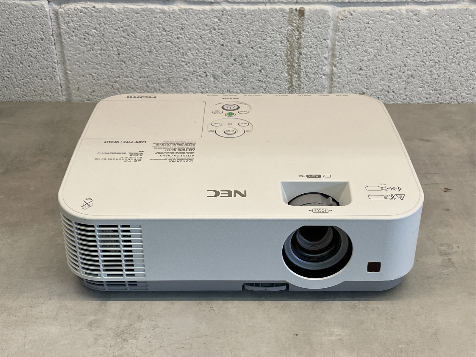 NEC NP-ME301W WXGA 3LCD 3000 ANSI Lumens Projector | Lamp Hours 57