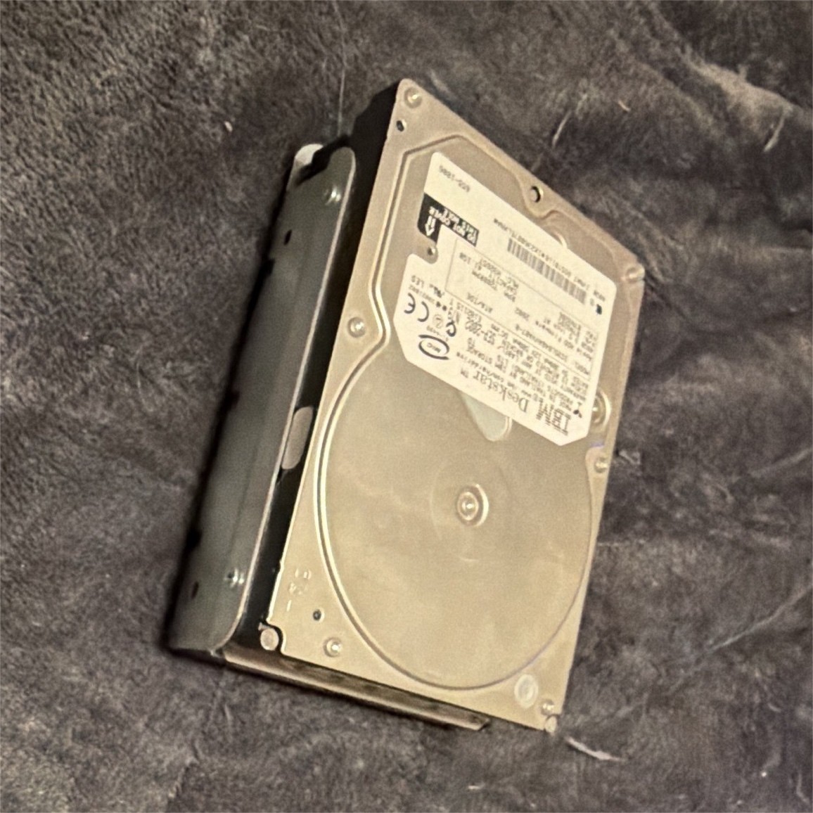 2x 40GB Apple Power Mac G4 IDE Hard Drives w/ Mounting Bracket – 80GB Total
