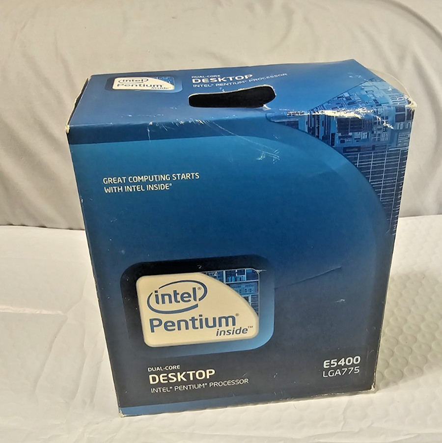 Intel Pentium E5400 2.7GHz Dual-Core CPU BX80571E5400 - NOS Sealed Box