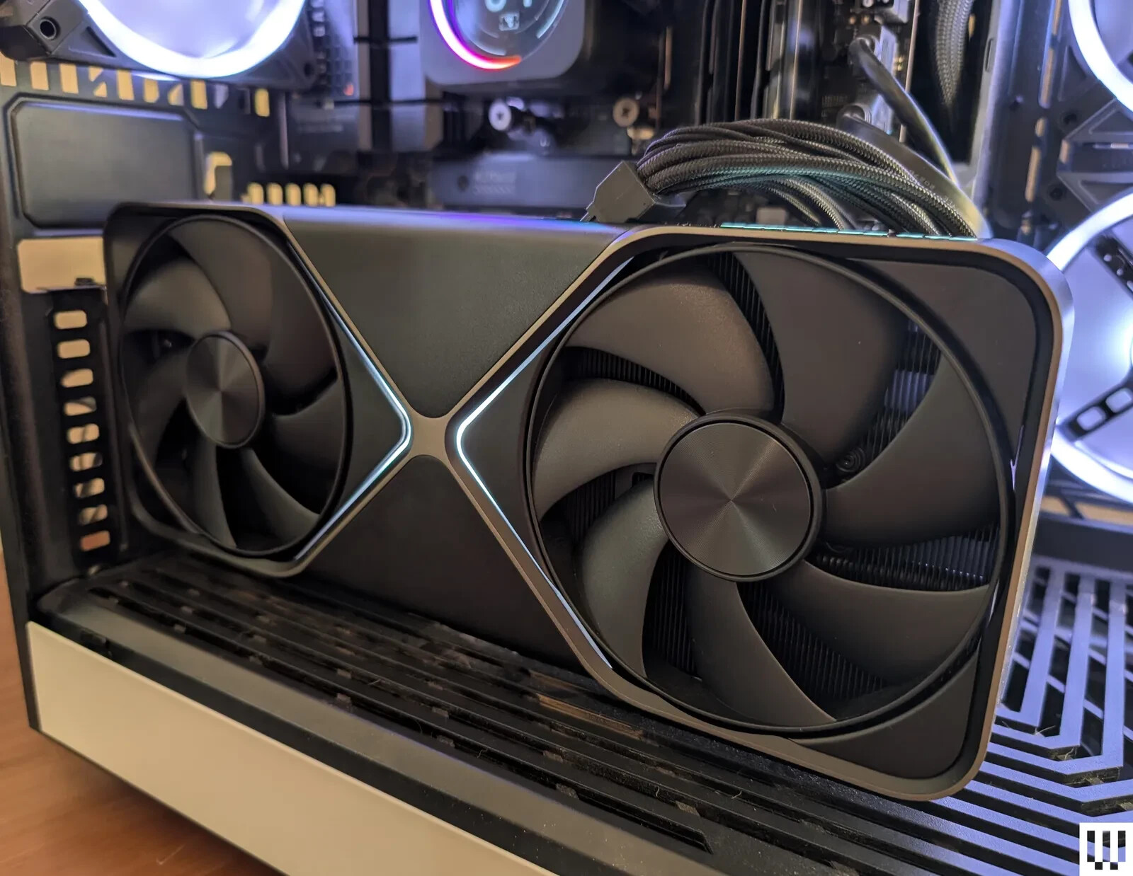 HP 682293-001 NVIDIA GeForce