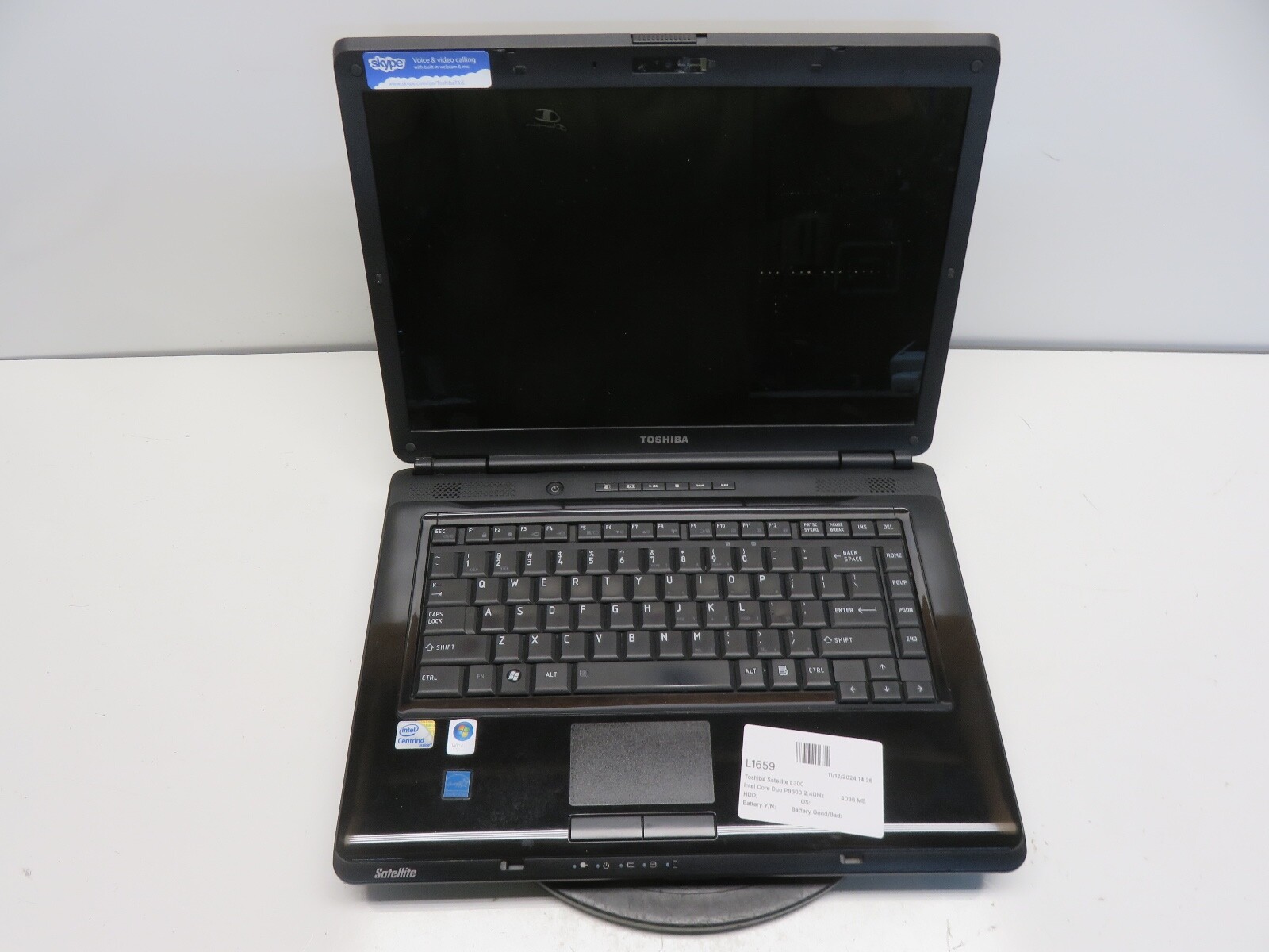 Toshiba Satellite L300 Intel Core Duo P8600 2.4GHz 4096 MB NO HDD No Batt