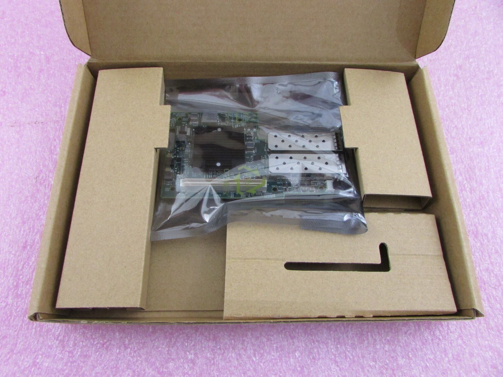 Broadcom BCM957412M4123C Dual-Port 10 Gb/s SFP+ PCI-E 3.0 x8 OCP 2.0 Mezzanine