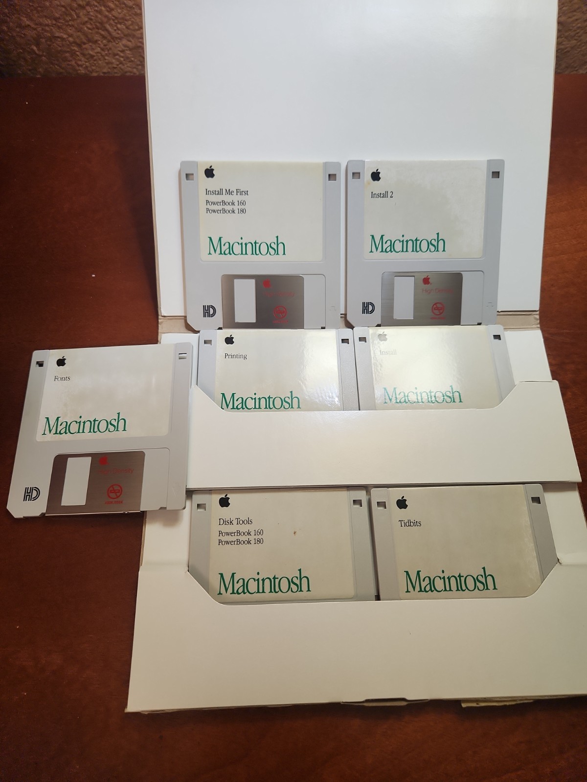 Macintosh PowerBook 160/180 Install Set 
