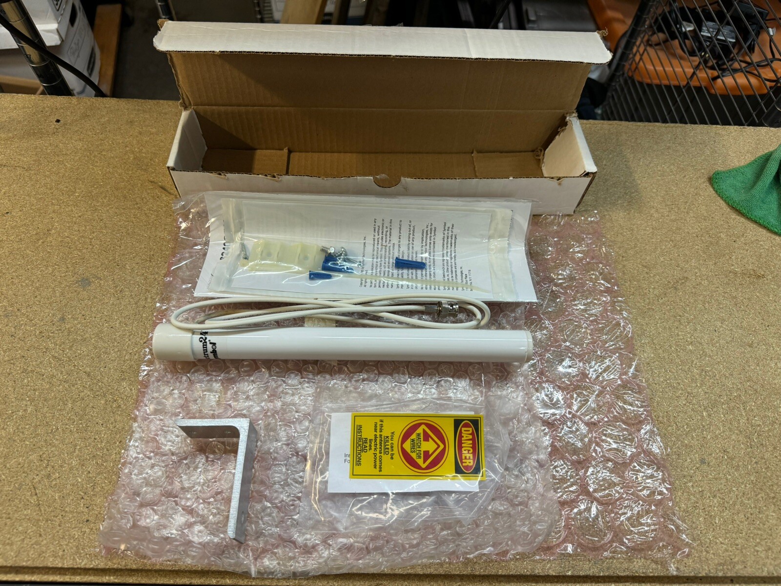 Symbol Spectrum 24 Antenna ML-2499-HPA1-00 Hi Perf Antenna Kit NEW OPEN BOX