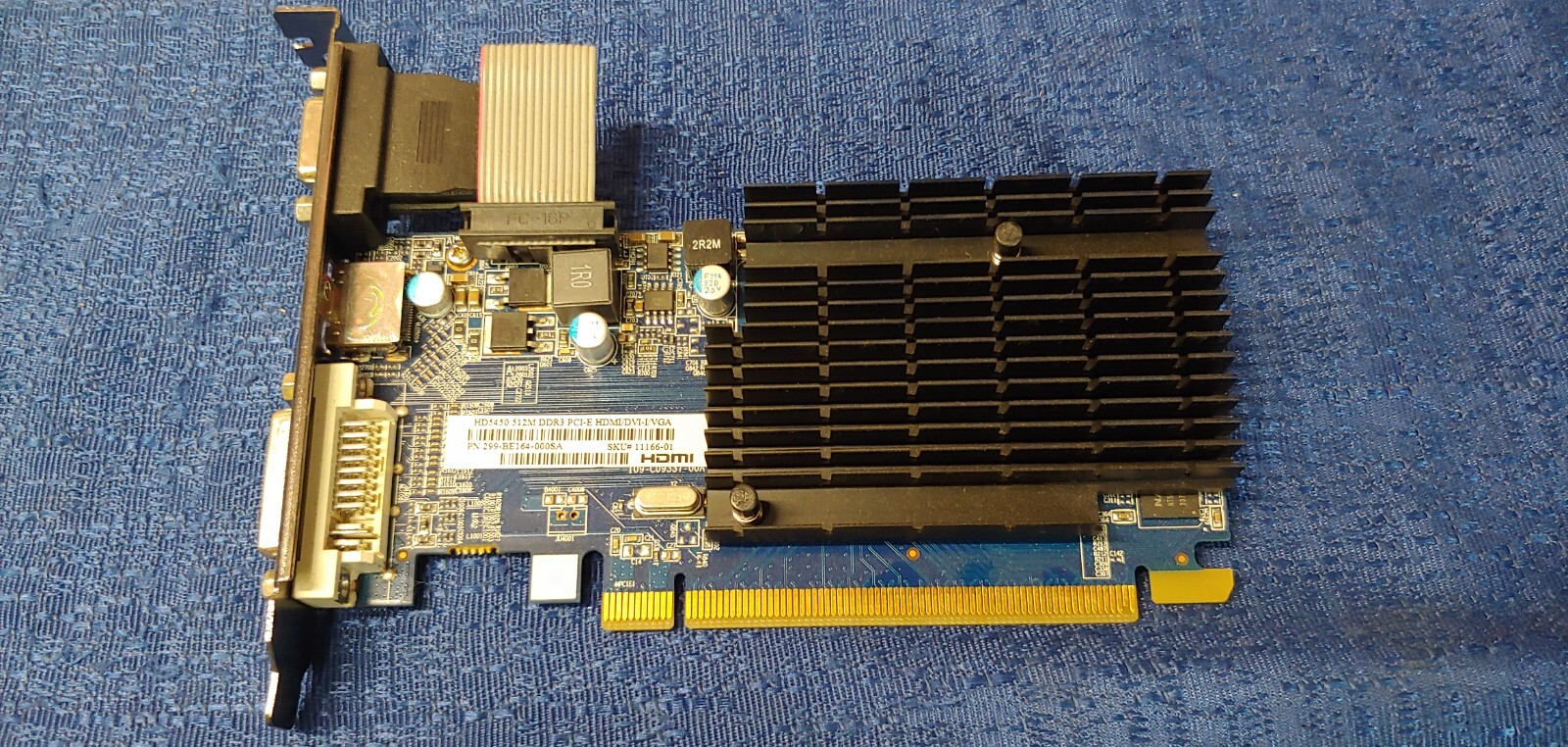 Sapphire 299-BE164-000SA Video Card Radeon HD5450 512M DDR3 PCI-E HDMI/DVI-I/VGA