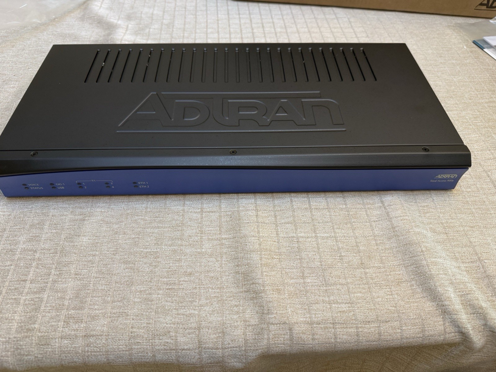 ADTRAN Total Access 908e 3rd Gen Telecom Unit TA908e WF/XO 1243908F2