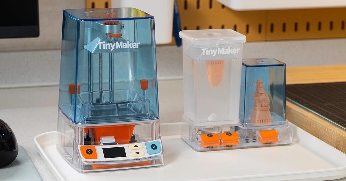 TinyMaker Desktop LCD 3D Printer: Includes Wash & Cure Station and carrying case