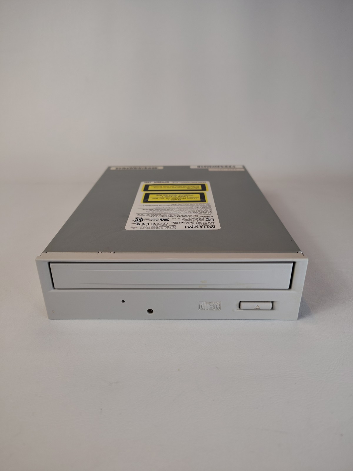 Mitsumi CRMC-FX4831T Internal IDE CD-ROM Drive