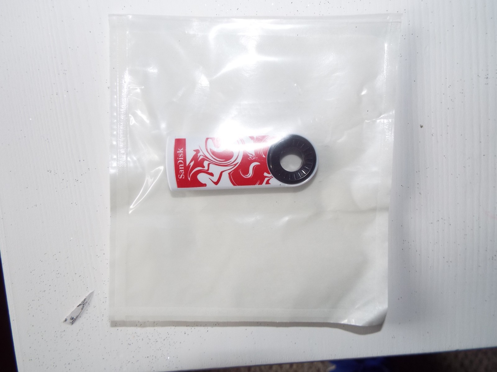 SANDISK 64 GB CRUZER