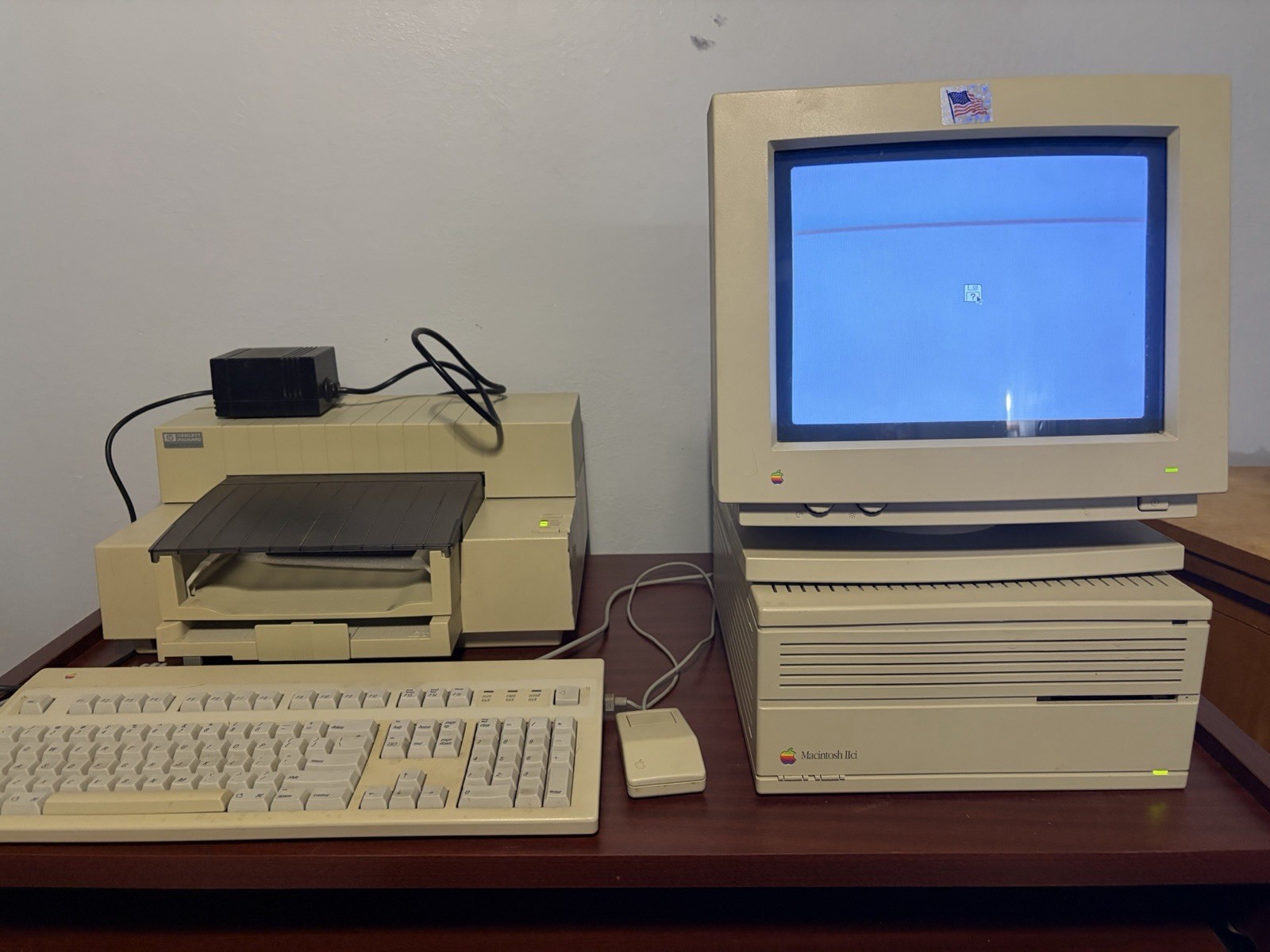 Apple Macintosh IIci Computer System Monitor Keyboard Mouse HP Printer Vintage