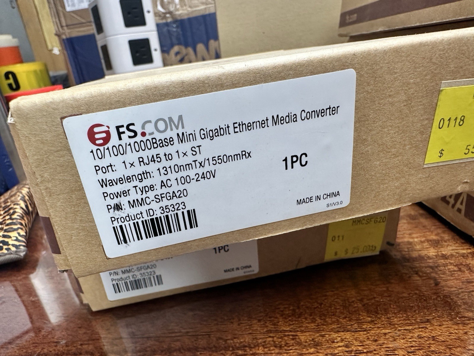 FS.COM MMC-SFGA20 10/100/1000Base Mini Gigabit Ethernet Media Converter