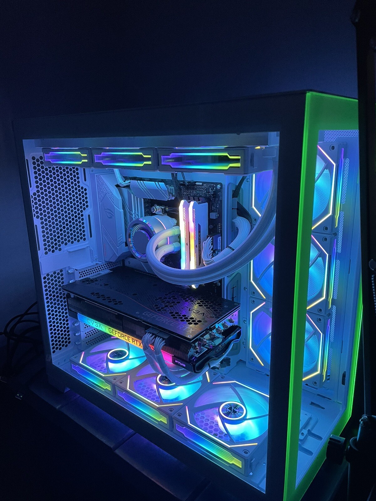 All White Gaming PC