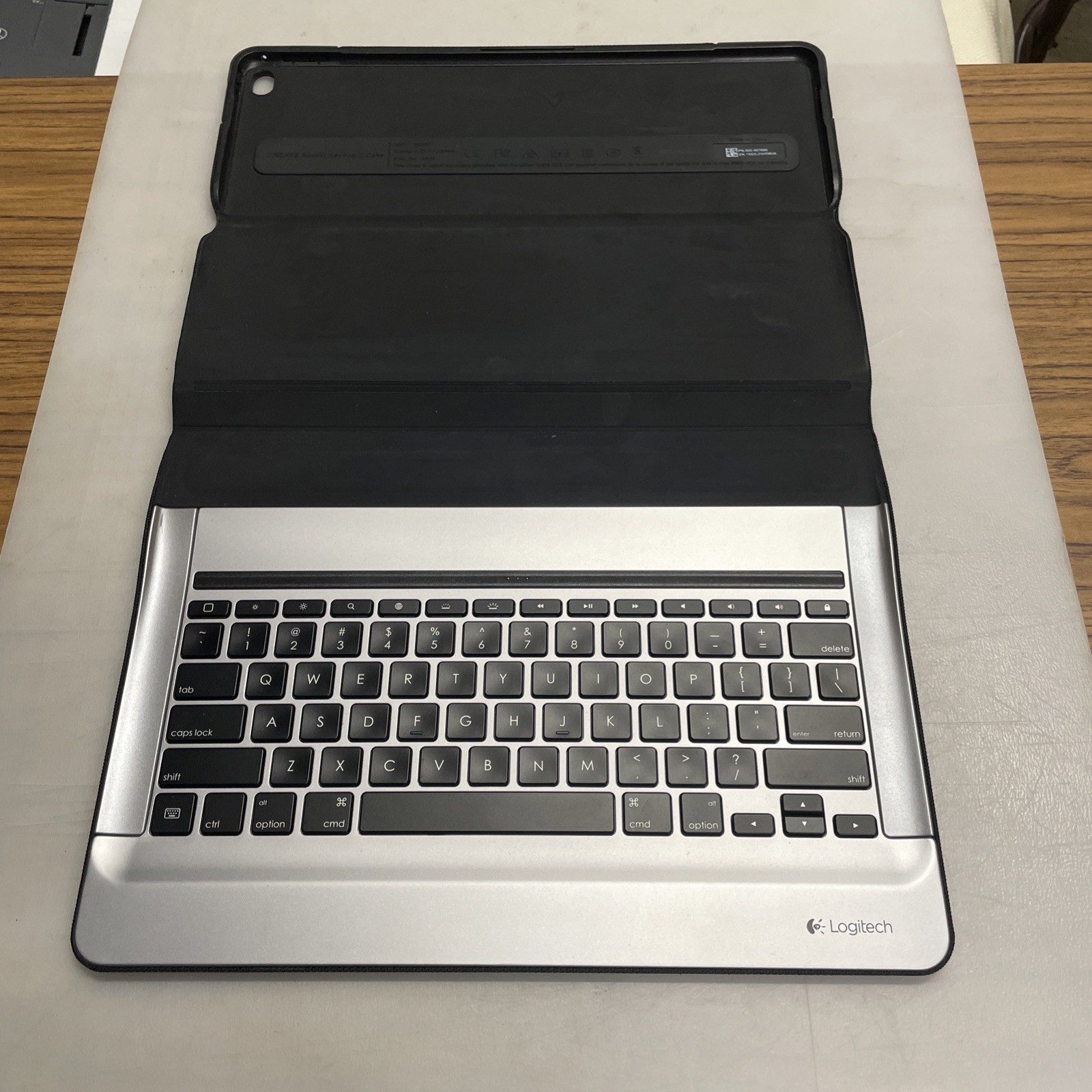 Logitech Create Y-B0007 Backlit Keyboard Black Case P/N 820-007680
