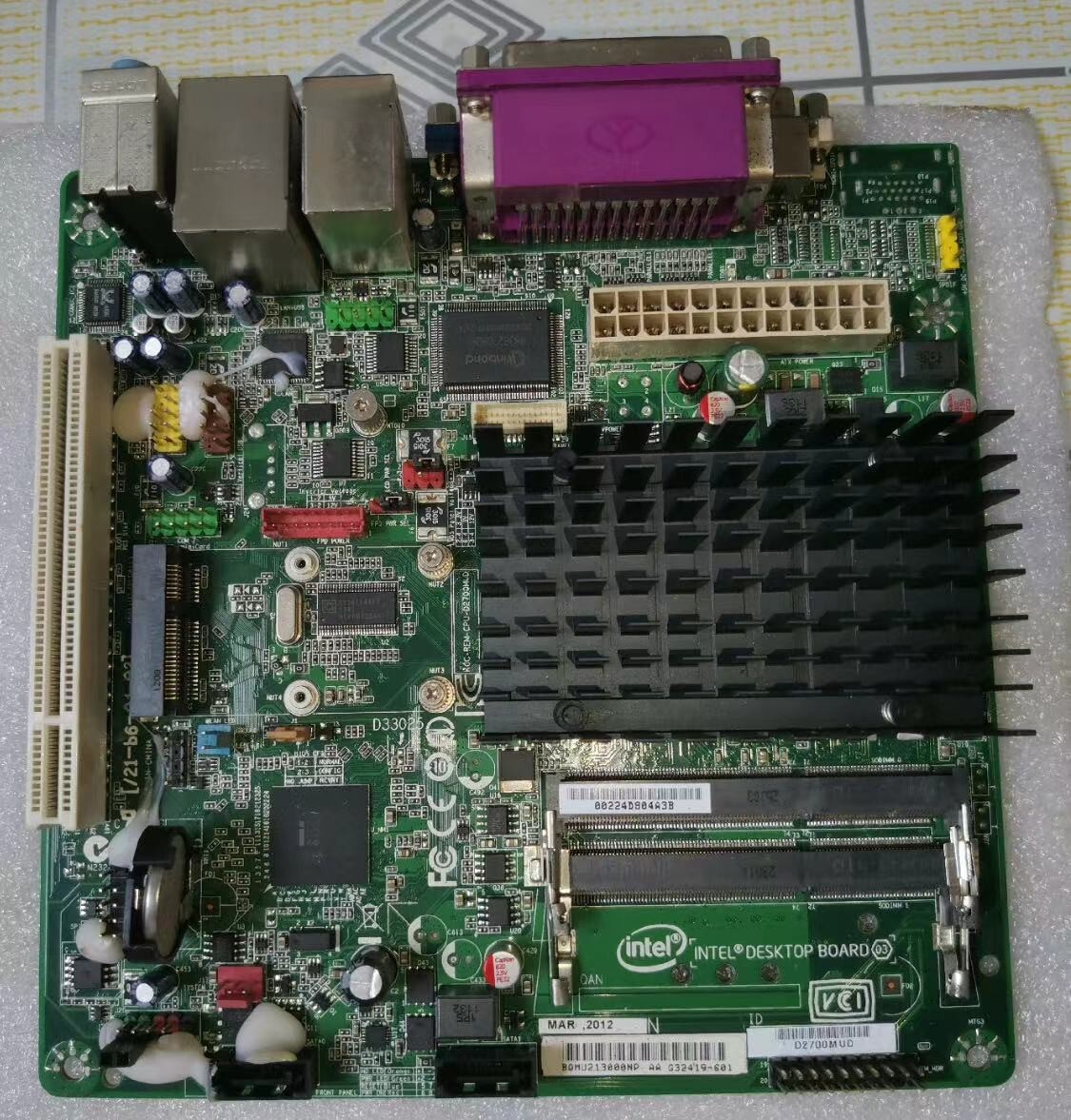 Intel D2700MUD ITX Motherboard Desktop Board ITX DDR3 VGA DVI Atom D2700