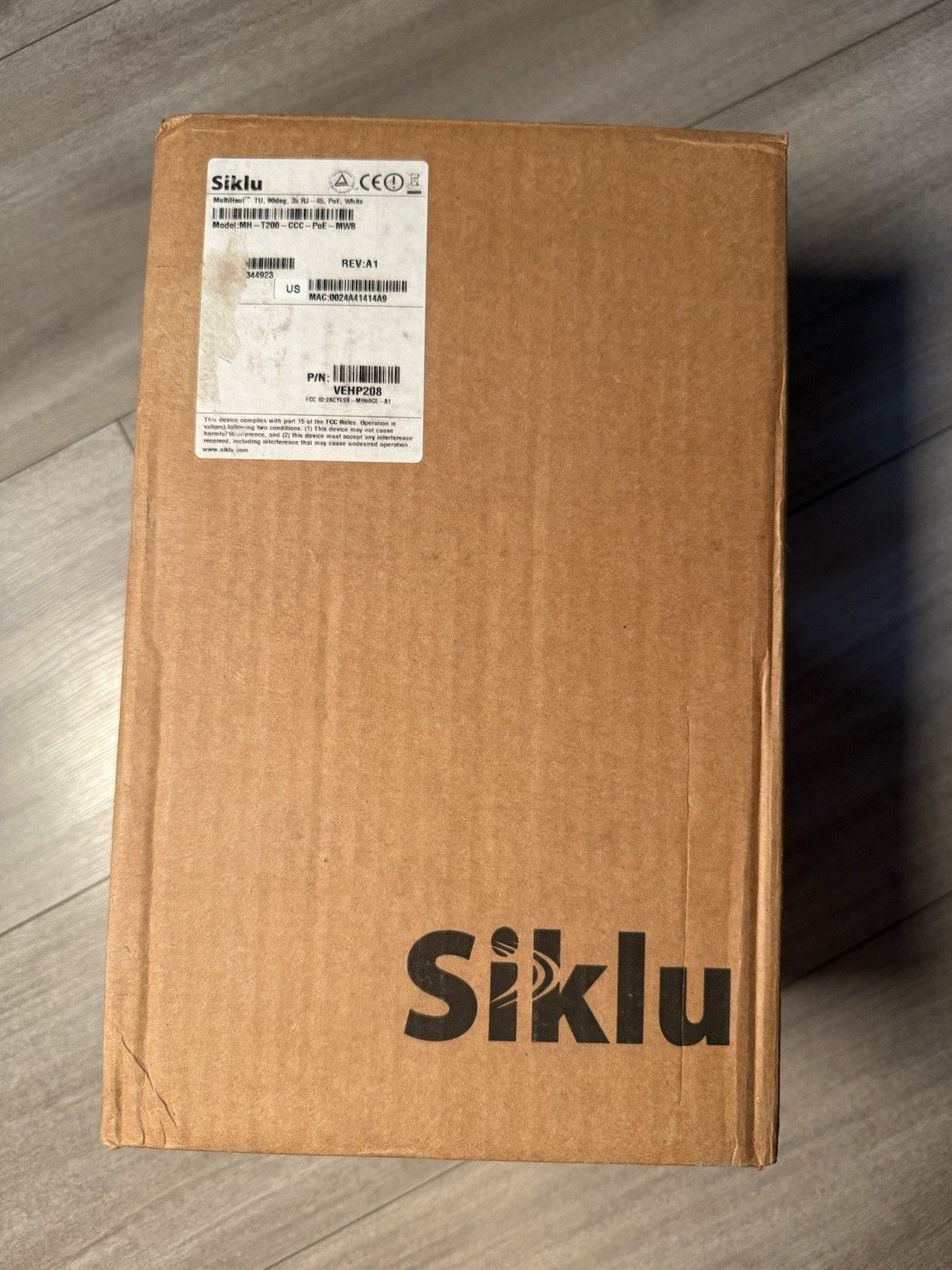 SIKLU MH-T200-CCC-PoE-MWB MultiHaul TU P2MP System