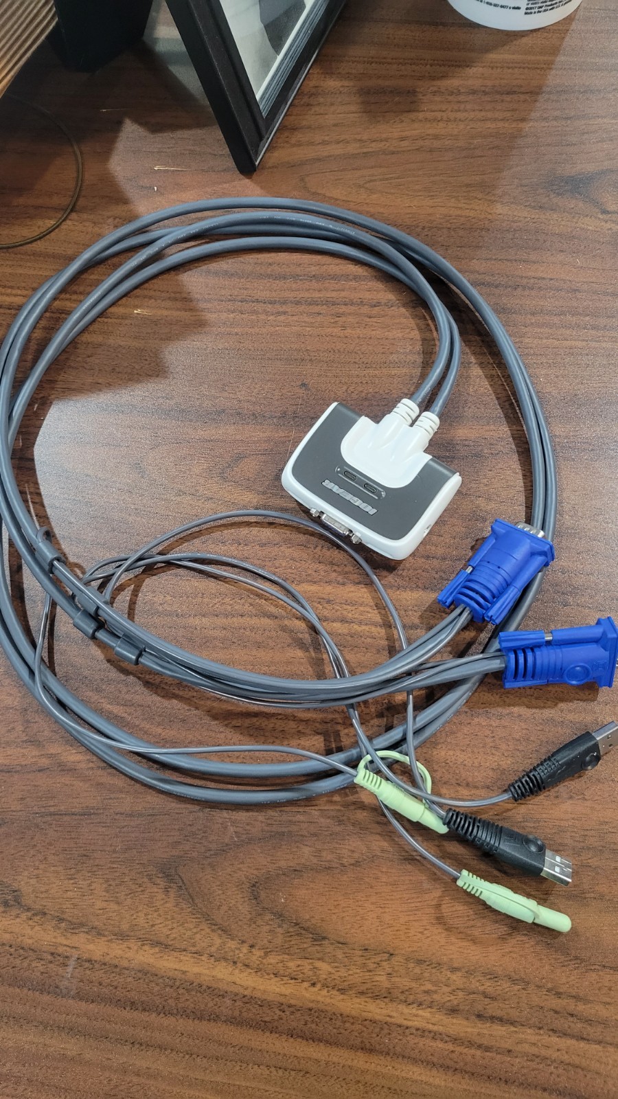 IOGear 2 port KVM - Model: GCS632U