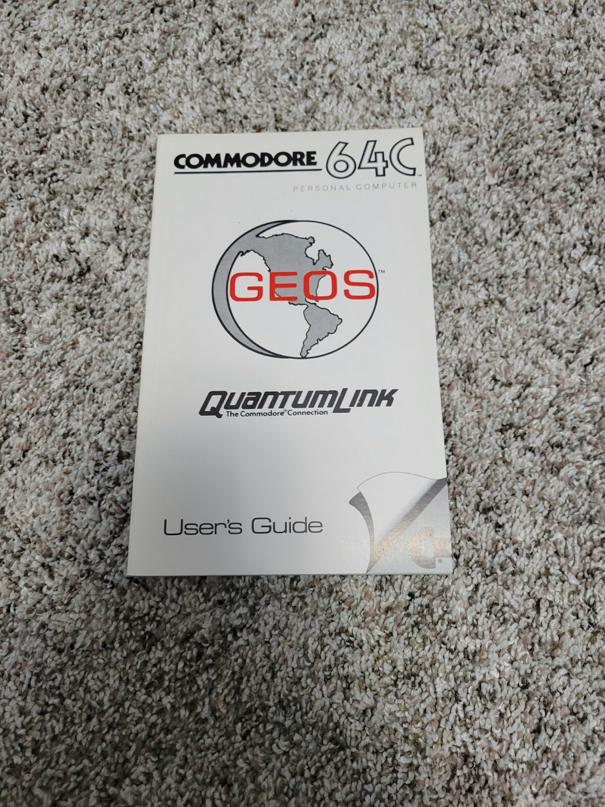 Vintage Commodore 64C Personal Computer Geos Quantum Link User’s Guide 1988