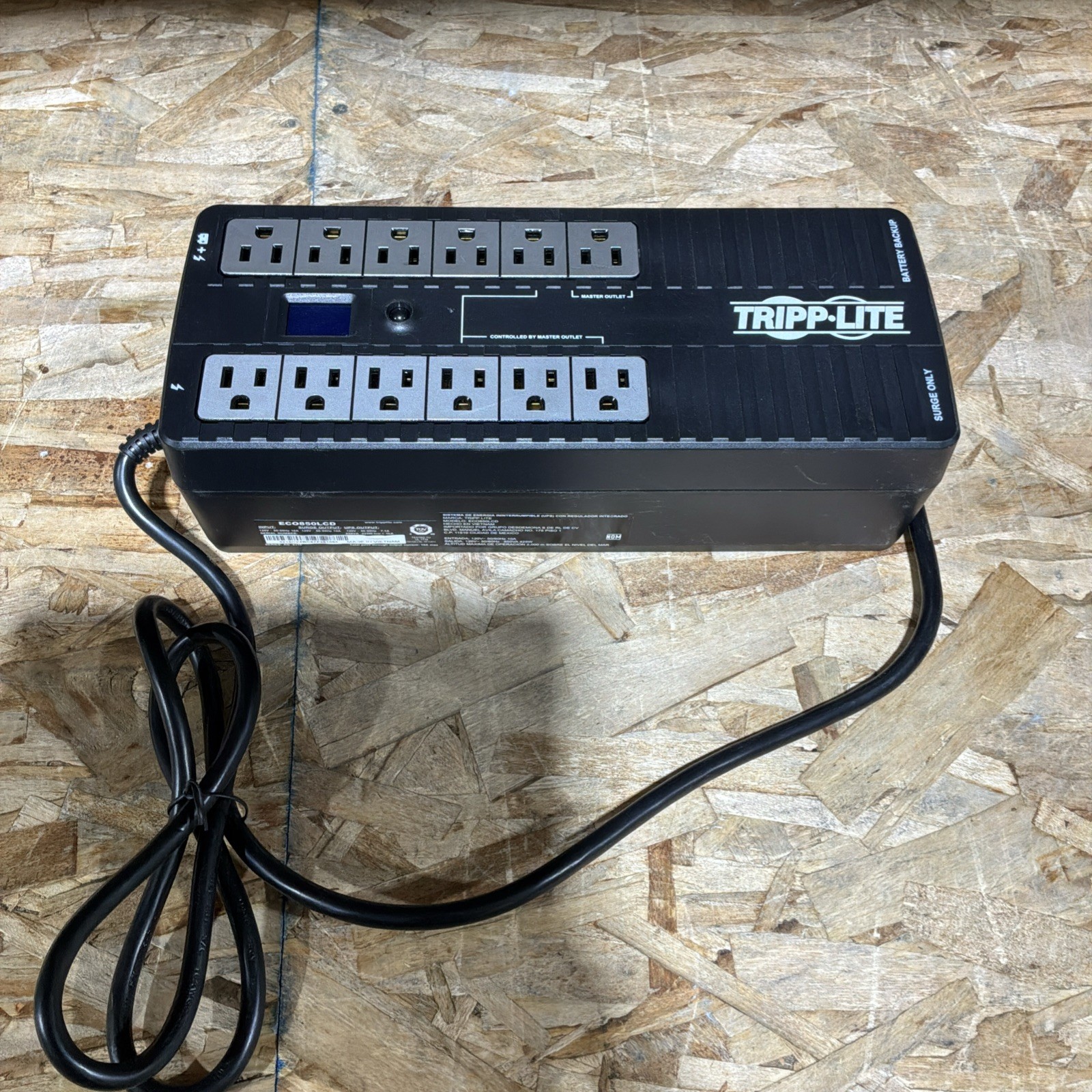 Tripp Lite 850VA UPS Battery Backup Surge Protector 12-Outlet(ECO850LCD) No Batt