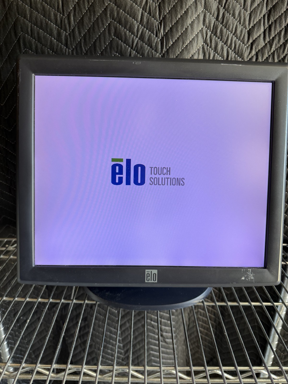 Elo Touch systems 17" LCD Touchscreen Monitor 17" - Dark Gray (No power cable)