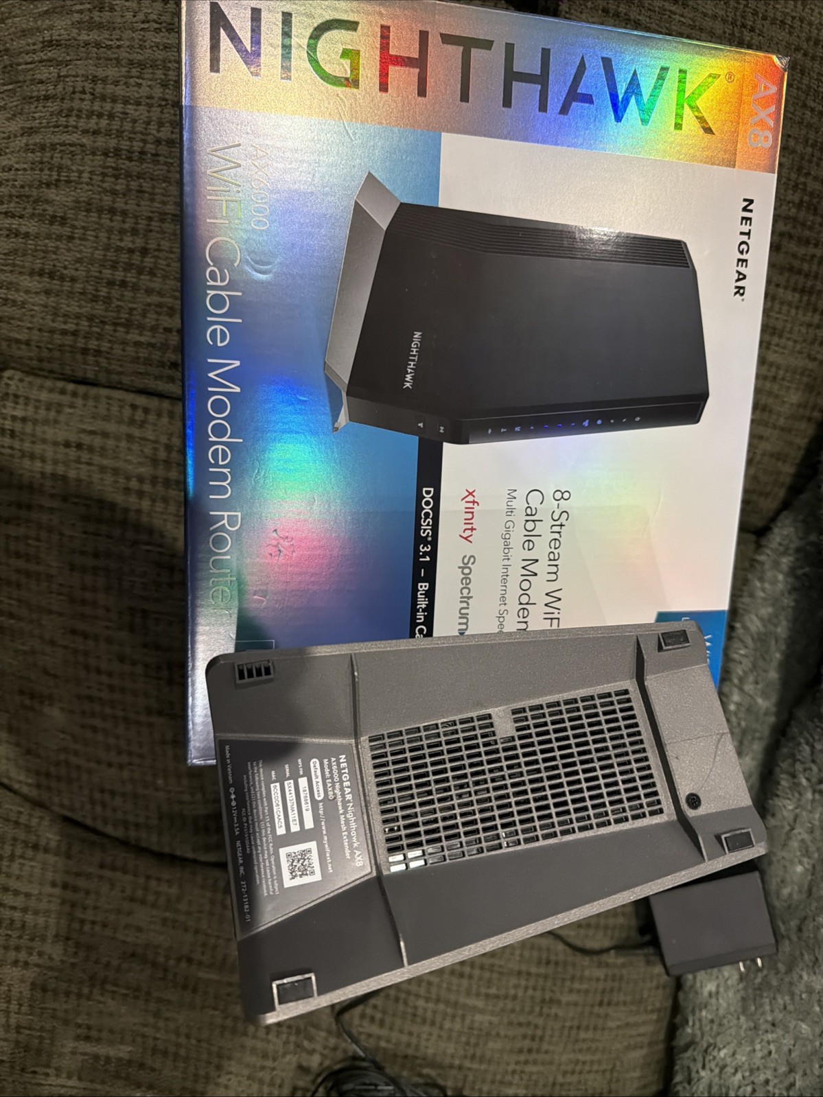 Netgear Nighthawk AX6000 Cable Modem With Built-in WiFi 6 Router AND EXTENDER