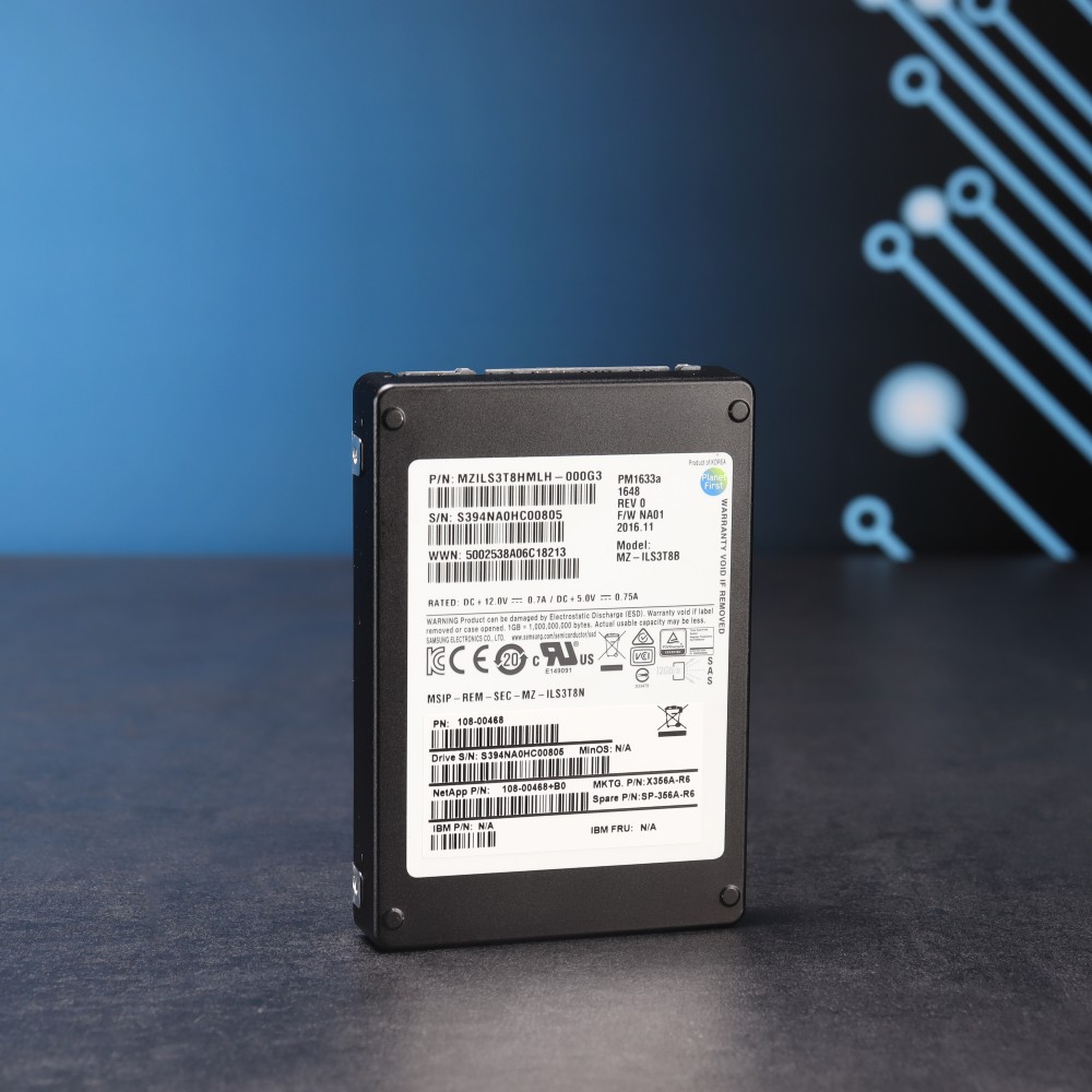 NetApp / Samsung 3.84TB 2.5" SAS (12G) SSD // PM1633a // X356A-R6 // MZ-ILS3T8B