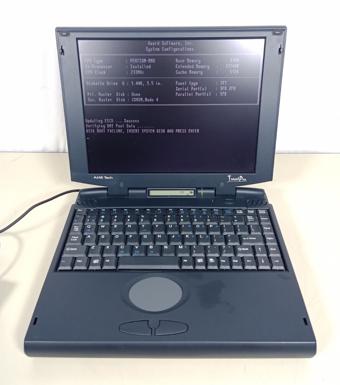Vintage AMS Tech Laptop Computer TravelPro 2500 Series Model TravelPro 255 CT