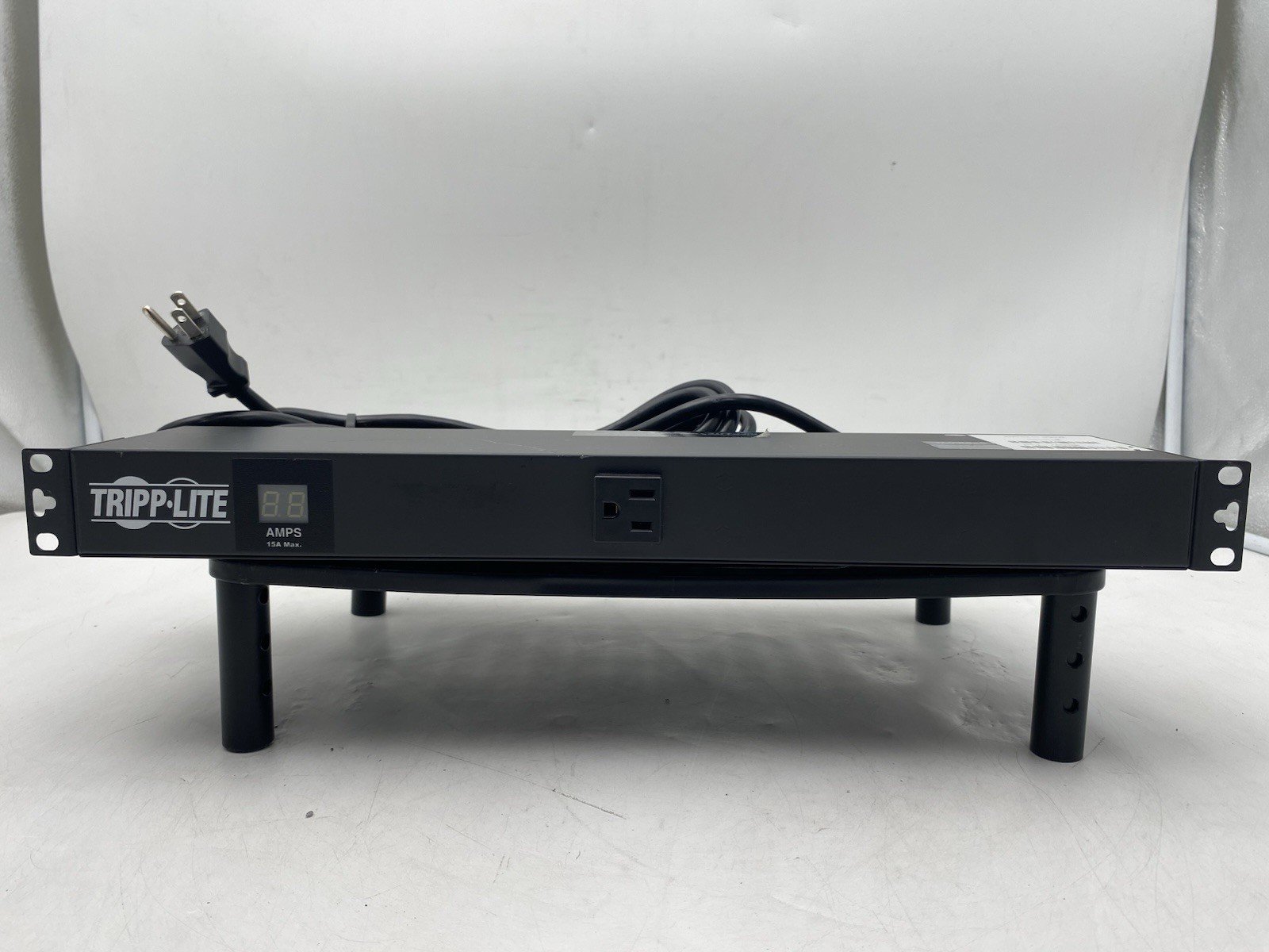 Tripp Lite PDUMH15 Metered Rack PDU 13-Outlet 120V Rackmount Power Distribution