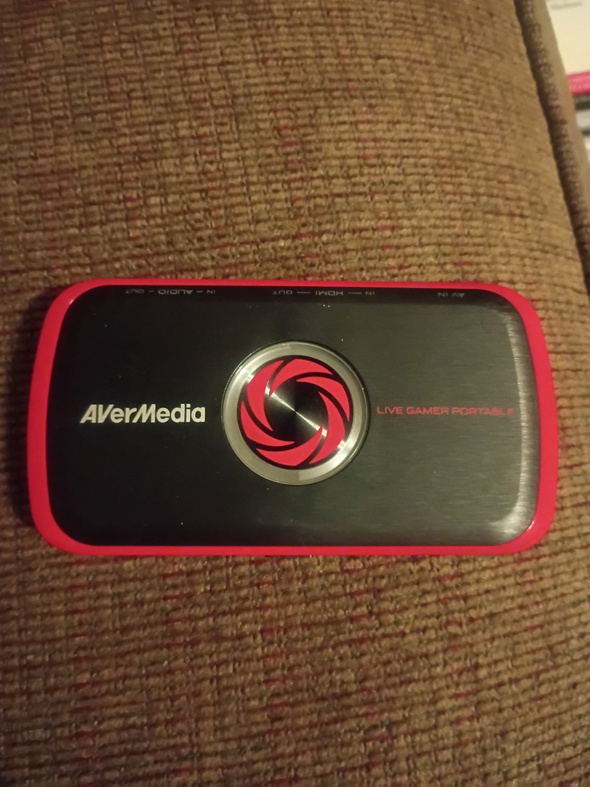 AverMedia Live Gamer Portable C875 Capture Box Video Capture Device