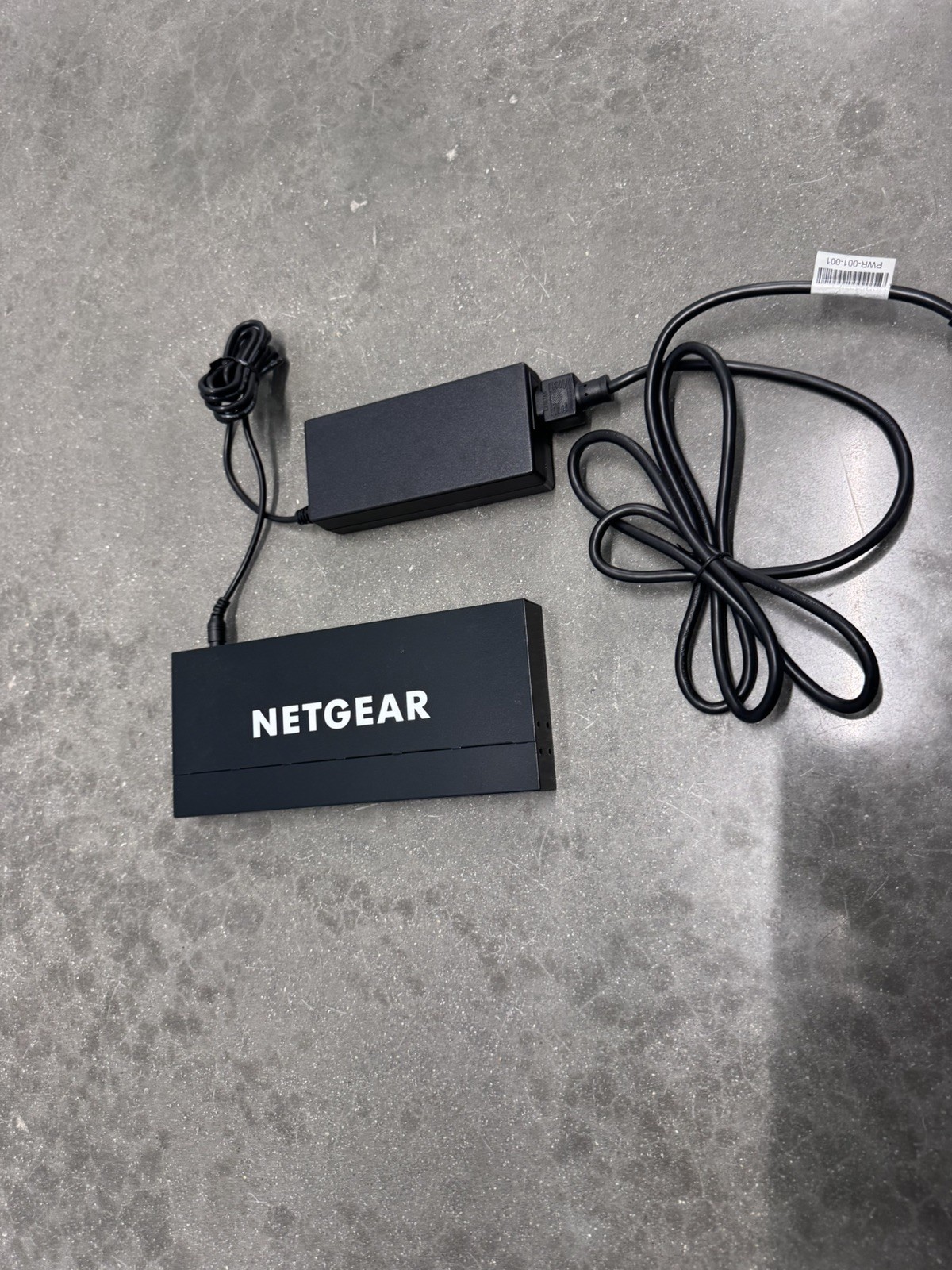 NETGEAR 8-port Gigabit Ethernet Unmanaged High-Power PoE+ Switch with FlexPoE