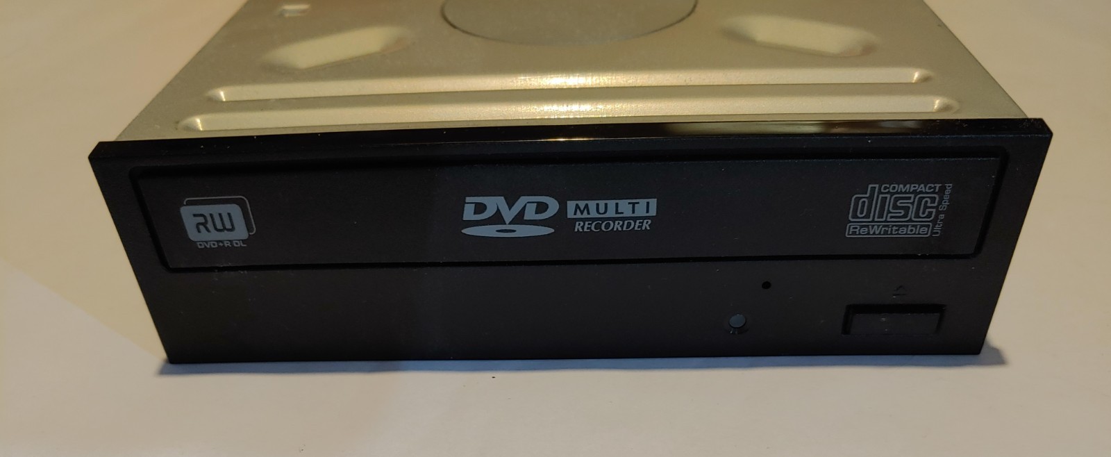 Hitachi-LG Data Storage - Super Multi DVD Rewriter - GH60N  - With cord on back
