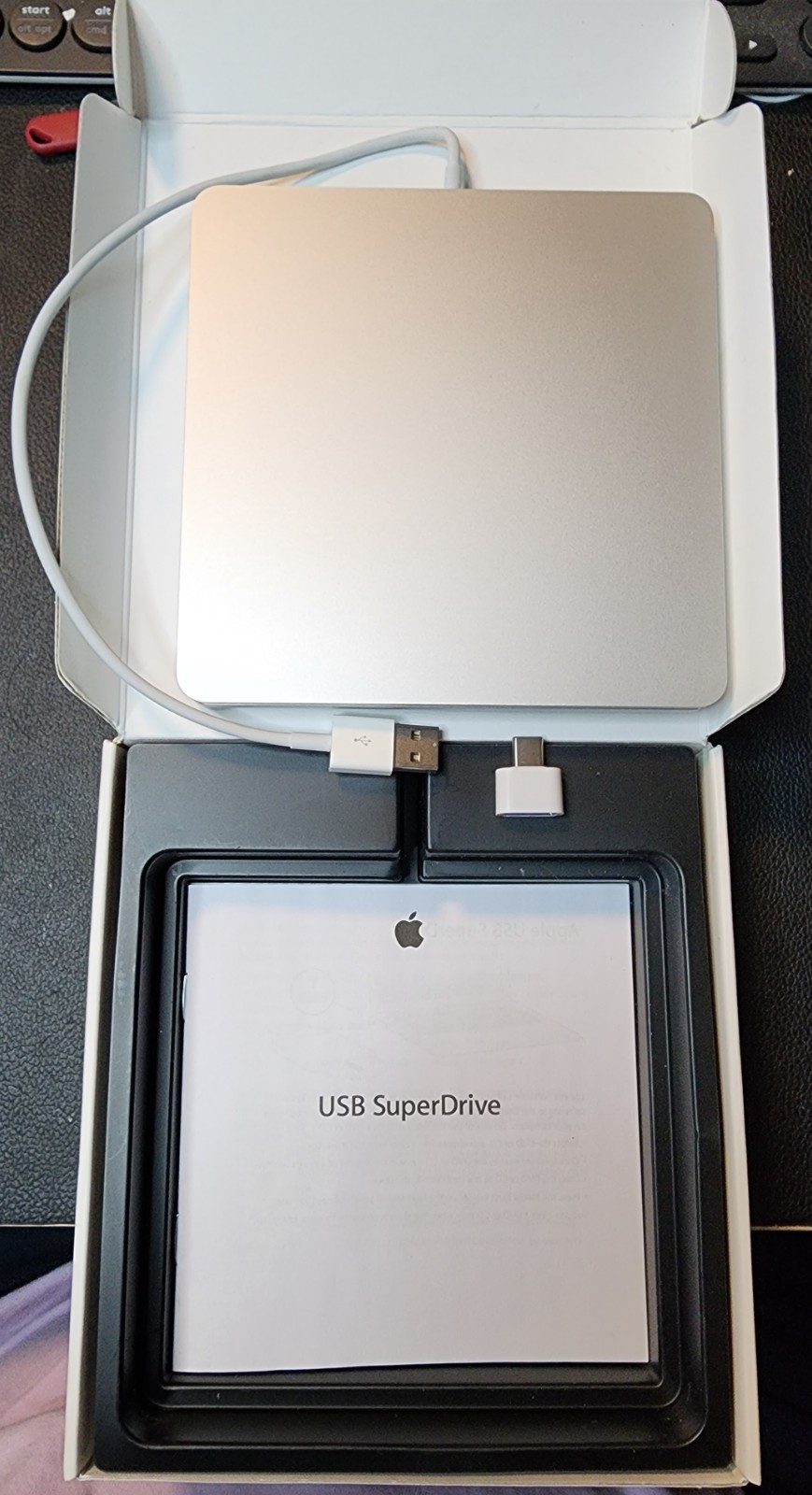 Apple USB SuperDrive Model A1379 MD564LL/A Excellent Condition Tested Open Box