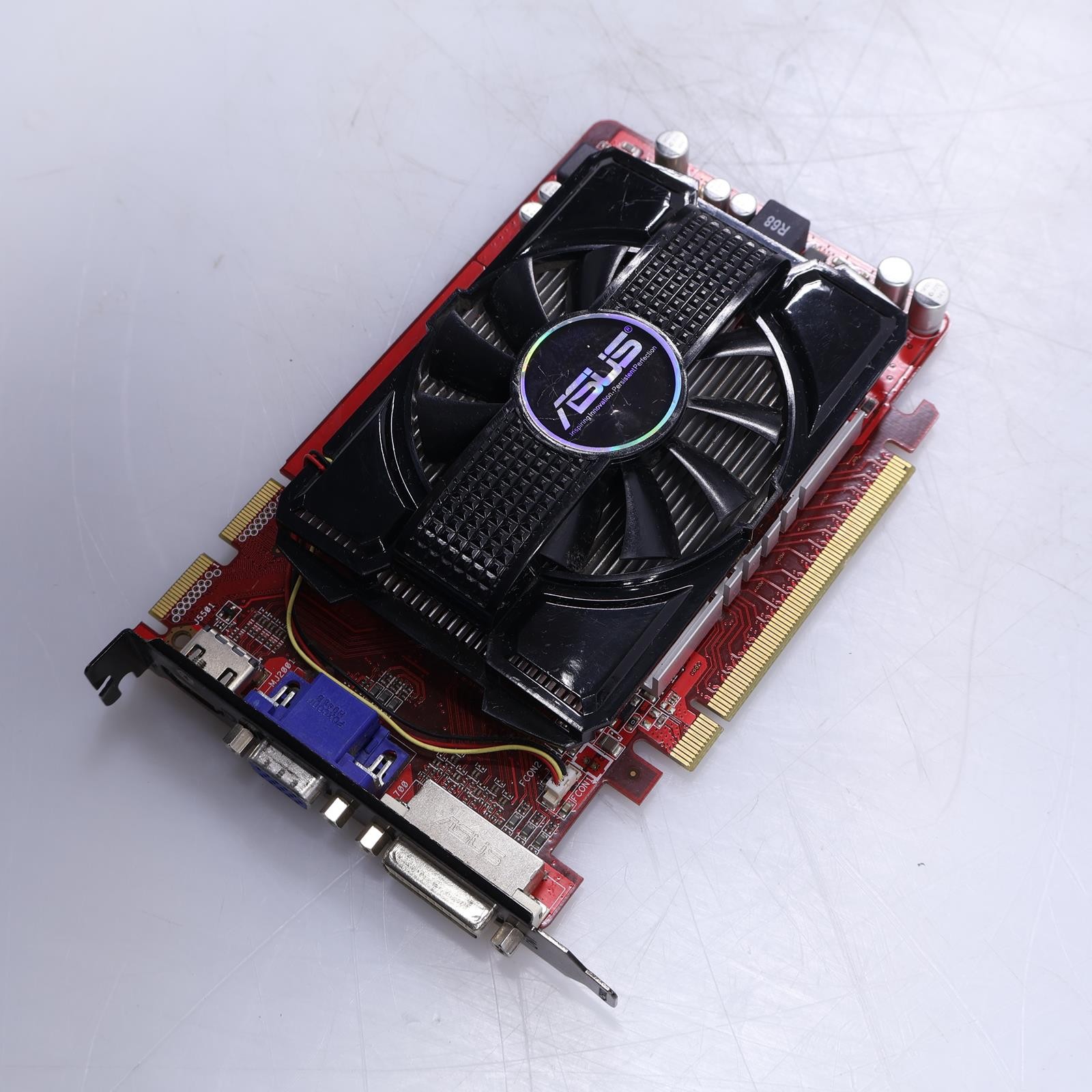 Asus Radeon HD 5670 EAH5670/DI/1GD5 1GB GDDR5 Graphics Card