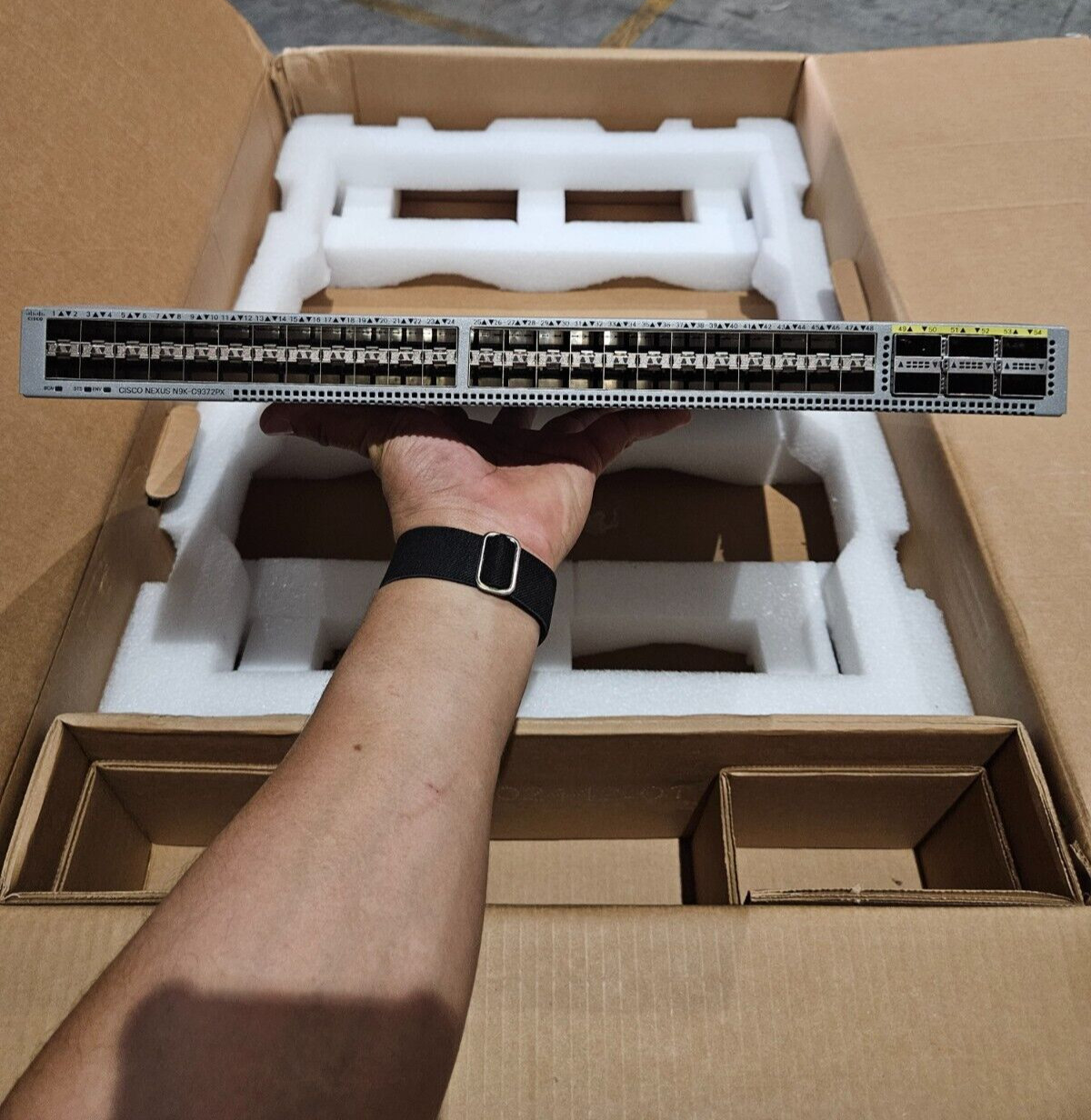 Cisco Nexus 9372PX (N9KC9372PX) 48 Ports Rack Mountable Ethernet Switch
