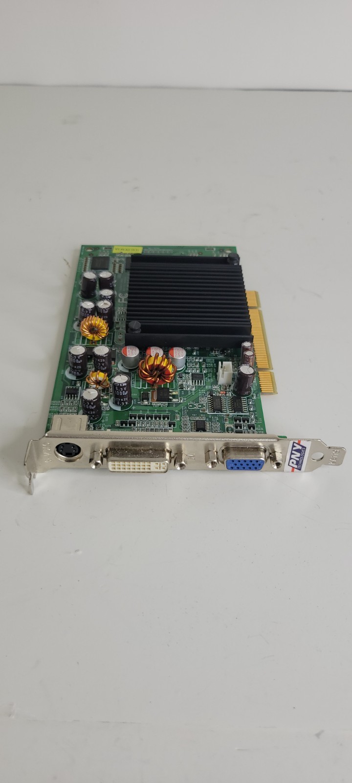 PNY TECHNOLOGIES GeForce 6200 DDR2 256MB PCI card
